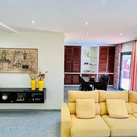 By The Sea Mindelo Pool House Villa Vila Cha (Porto)