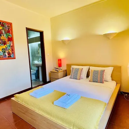 By The Sea Mindelo Pool House Vila Cha (Porto)