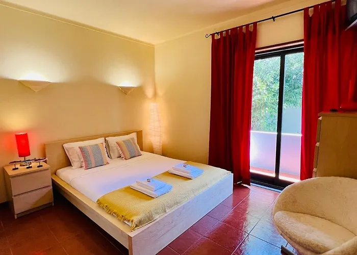 By The Sea Mindelo Pool House 빌라 Vila Cha (Porto)