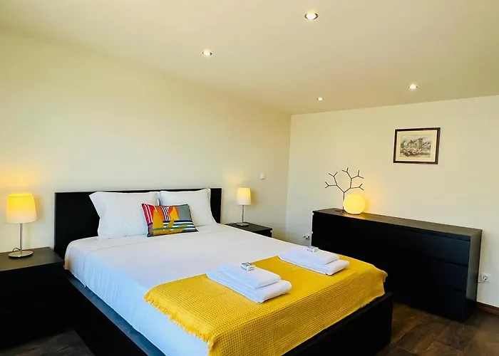 By The Sea Mindelo Pool House 빌라 *